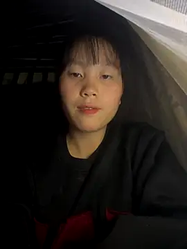 huong-18 online show from 4, 12, 2025