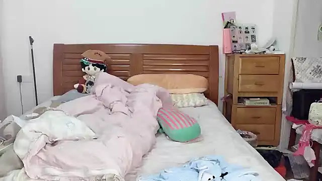 Akong11 online show from 5, 10, 2025