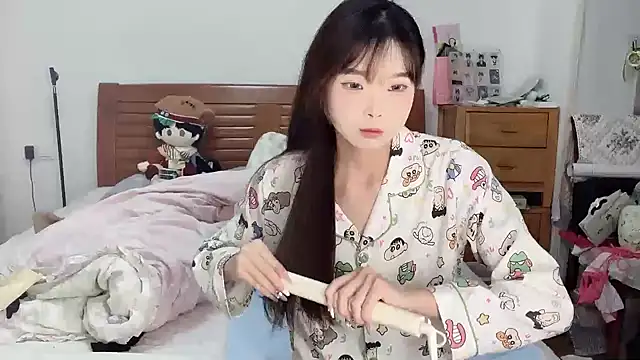 Akong11 online show from 3, 10, 2025