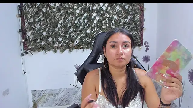 Luna021 1 online show from 3, 12, 2025