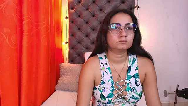 Luna021 1 online show from 10, 1, 2026