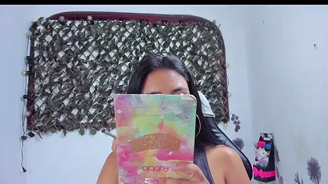 Luna021 1 online show from 18, 11, 2025