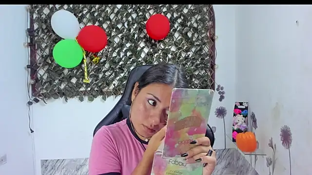 Luna021 1 online show from 5, 11, 2025