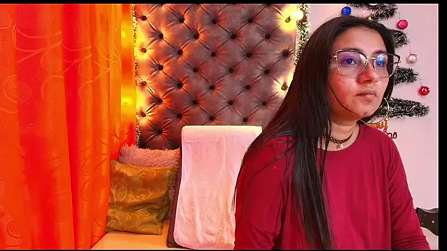 Luna021 1 online show from 17, 12, 2025