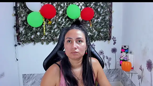 Luna021 1 online show from 1, 11, 2025