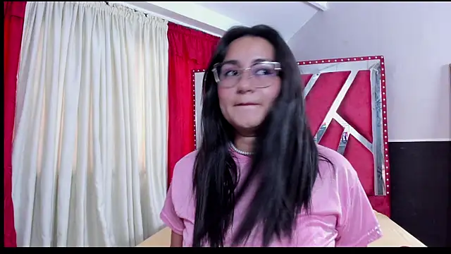 Luna021 1 online show from 17, 9, 2025