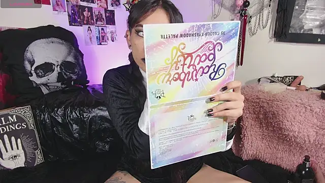 agathaaiko6 online show from 18, 9, 2025