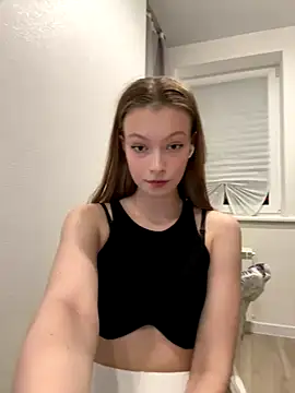 FriendlyFire 18 online show from 22, 9, 2025