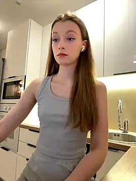 FriendlyFire 18 online show from 22, 10, 2025