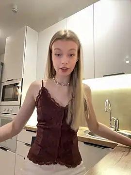 FriendlyFire 18 online show from 20, 12, 2025