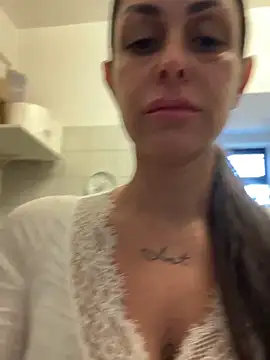 ainaht online show from 5, 2, 2026