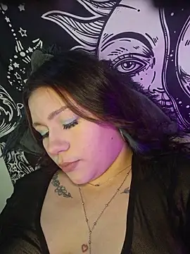 MegXo online show from 21, 12, 2025