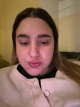 Snapshot of marouska_official chatting on 12, 2, 2026 marouska official online show from 12, 2, 2026