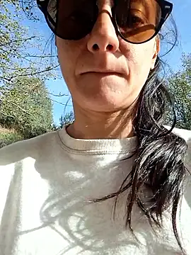 Lauraxxsteen online show from 9, 11, 2025