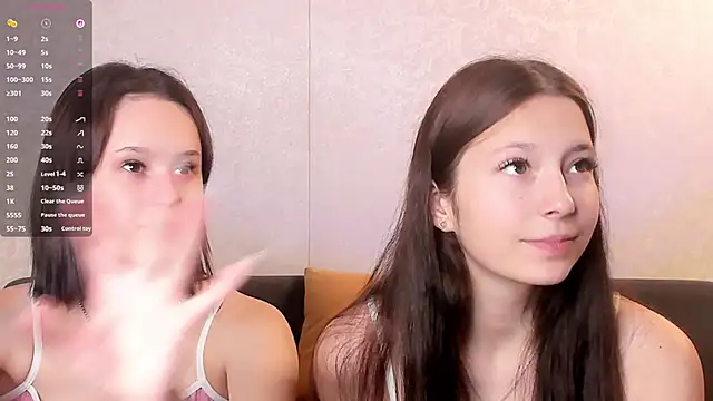 GabrielleLynchard online show from 8, 10, 2025