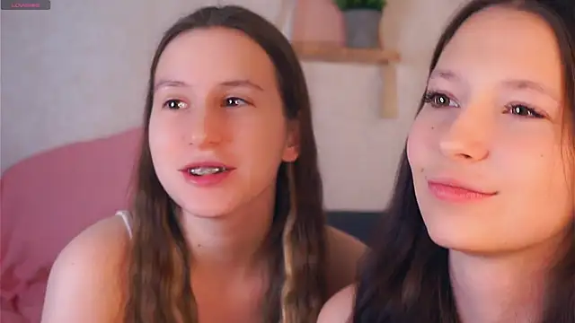 GabrielleLynchard online show from 1, 12, 2025