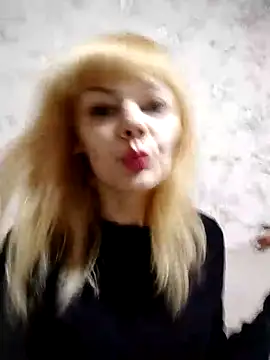 AliceSwan1122 online show from 3, 10, 2025