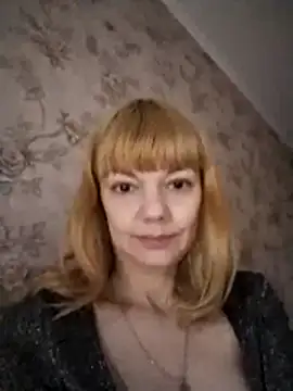 AliceSwan1122 online show from 23, 10, 2025