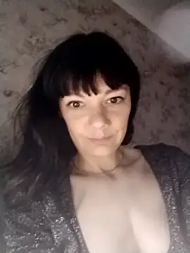 AliceSwan1122 online show from 15, 3, 2026