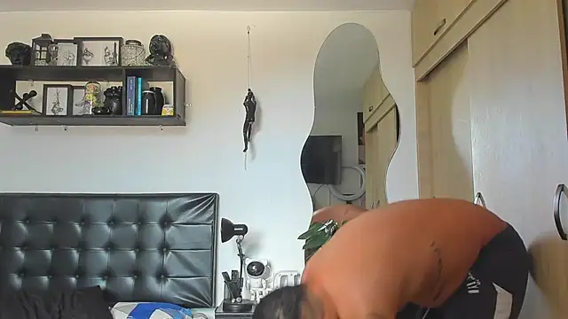 Arnolwilliams online show from 21, 11, 2025