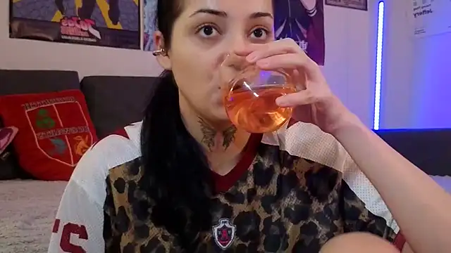 Snapshot of KiraQuinn1 chatting on 11, 3, 2026 KiraQuinn1 online show from 11, 3, 2026