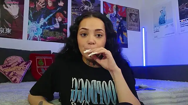 KiraQuinn1 online show from 6, 10, 2025