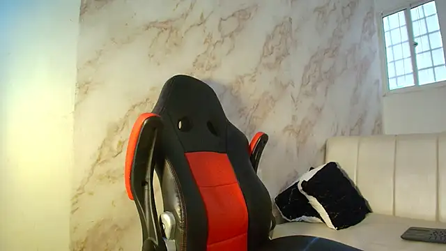 toji luxxer online show from 11, 1, 2026