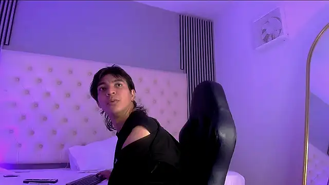 toji luxxer online show from 13, 11, 2025