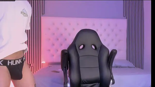 toji luxxer online show from 20, 11, 2025