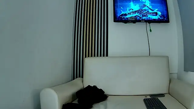 toji luxxer online show from 13, 1, 2026