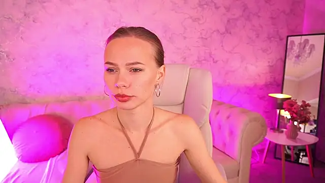 ShyySiren online show from 10, 10, 2025