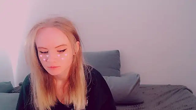 AliceNya cute online show from 28, 4, 2026