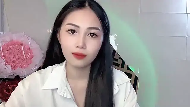 Lyly4757 online show from 28, 10, 2025