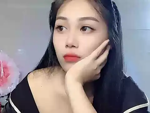 Lyly4757 online show from 7, 11, 2025