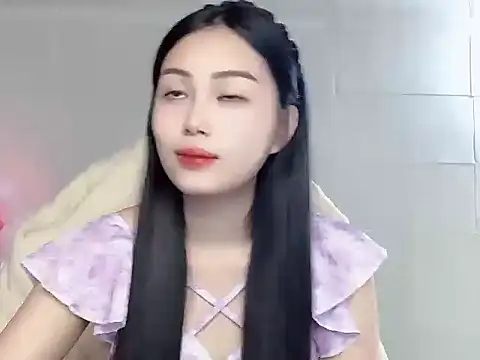 Lyly4757 online show from 28, 11, 2025