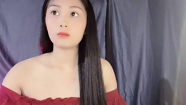 Lyly4757 online show from 17, 10, 2025