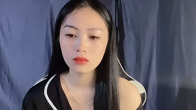 Lyly4757 online show from 20, 9, 2025