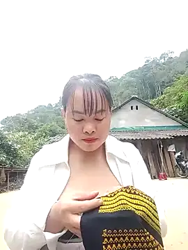 emilyzz online show from 17, 11, 2025