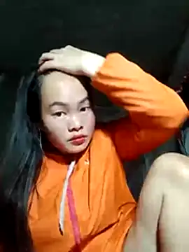 emilyzz online show from 10, 2, 2026