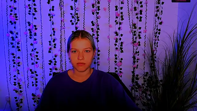 kaela spell  online show from 18, 9, 2025