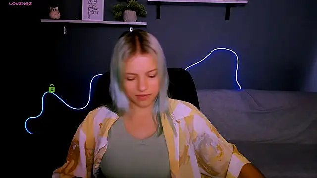 kaela spell  online show from 24, 9, 2025