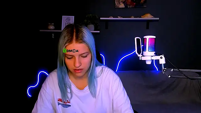 kaela spell  online show from 16, 9, 2025