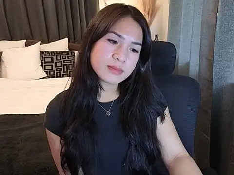 ZoeyJohnson online show from 6, 10, 2025