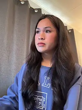 ZoeyJohnson online show from 29, 10, 2025