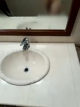 alvar2we32 online show from 15, 9, 2025