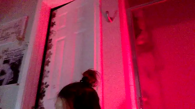 Texxaspearl online show from 7, 1, 2026