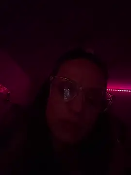 Texxaspearl online show from 20, 12, 2025