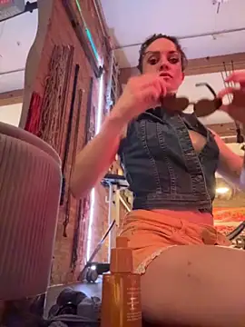 Texxaspearl online show from 13, 4, 2026