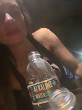 Texxaspearl online show from 5, 10, 2025