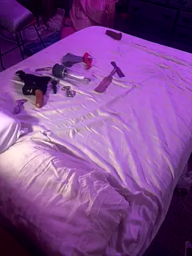 Texxaspearl online show from 24, 9, 2025